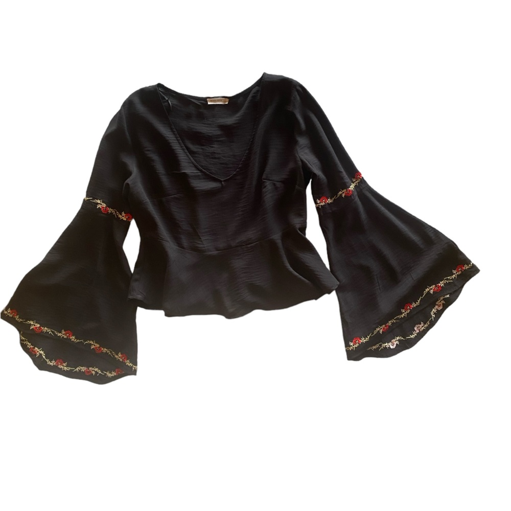 Miss Love Bohemian Long Sleeved Black Embroidered Blouse Top Great Condition!